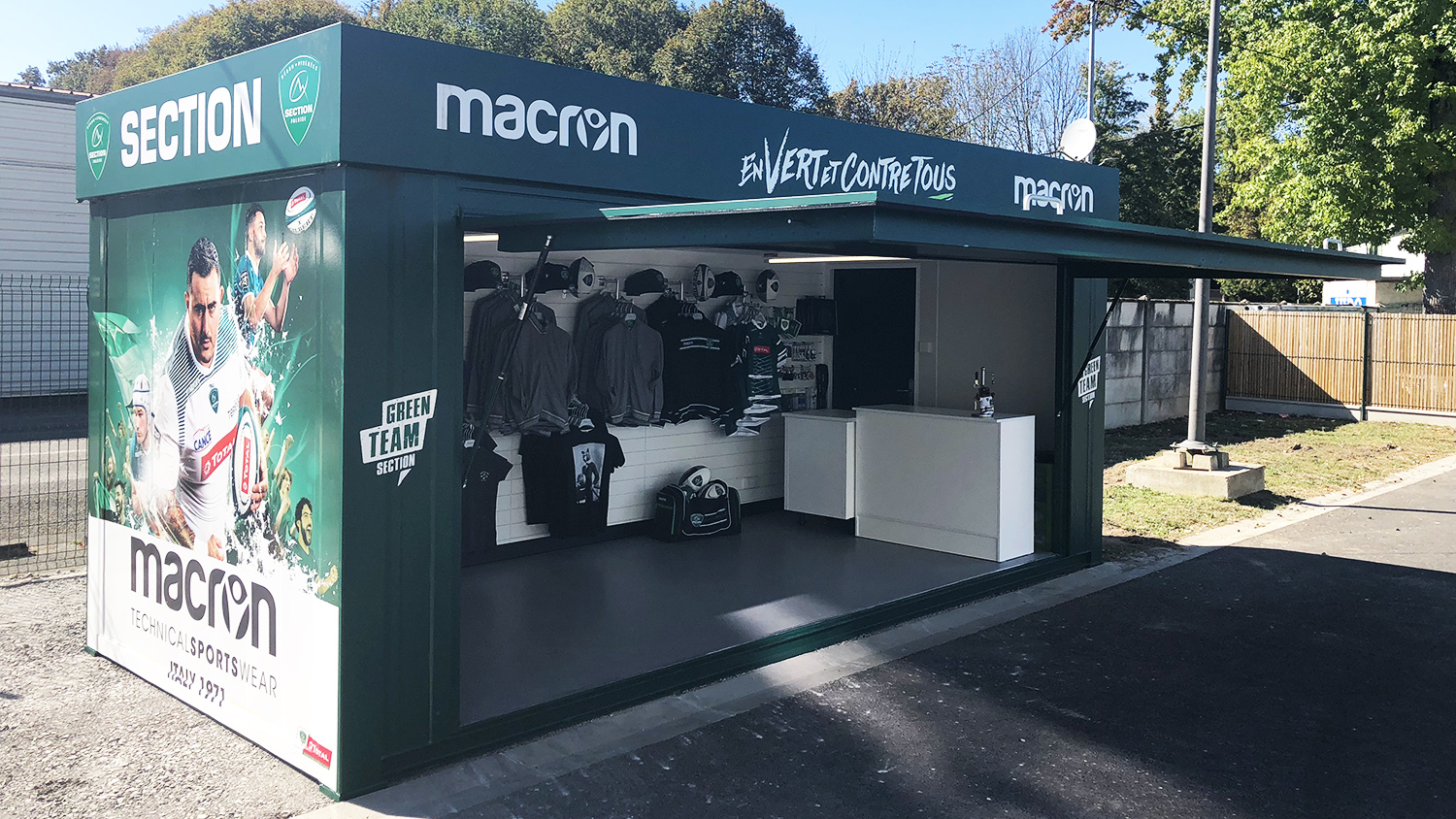 boutique new macron